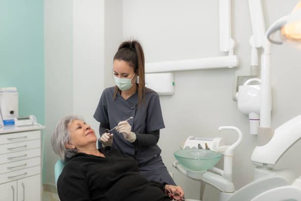 Best Emergency Gum Treatment in Serenada, TX